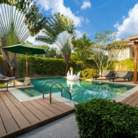 Kolam Renang Hotel dan Resort dengan Desain Mewah